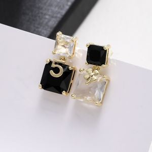 Geometric Number 5 Dangle Earrings in Gold/Black