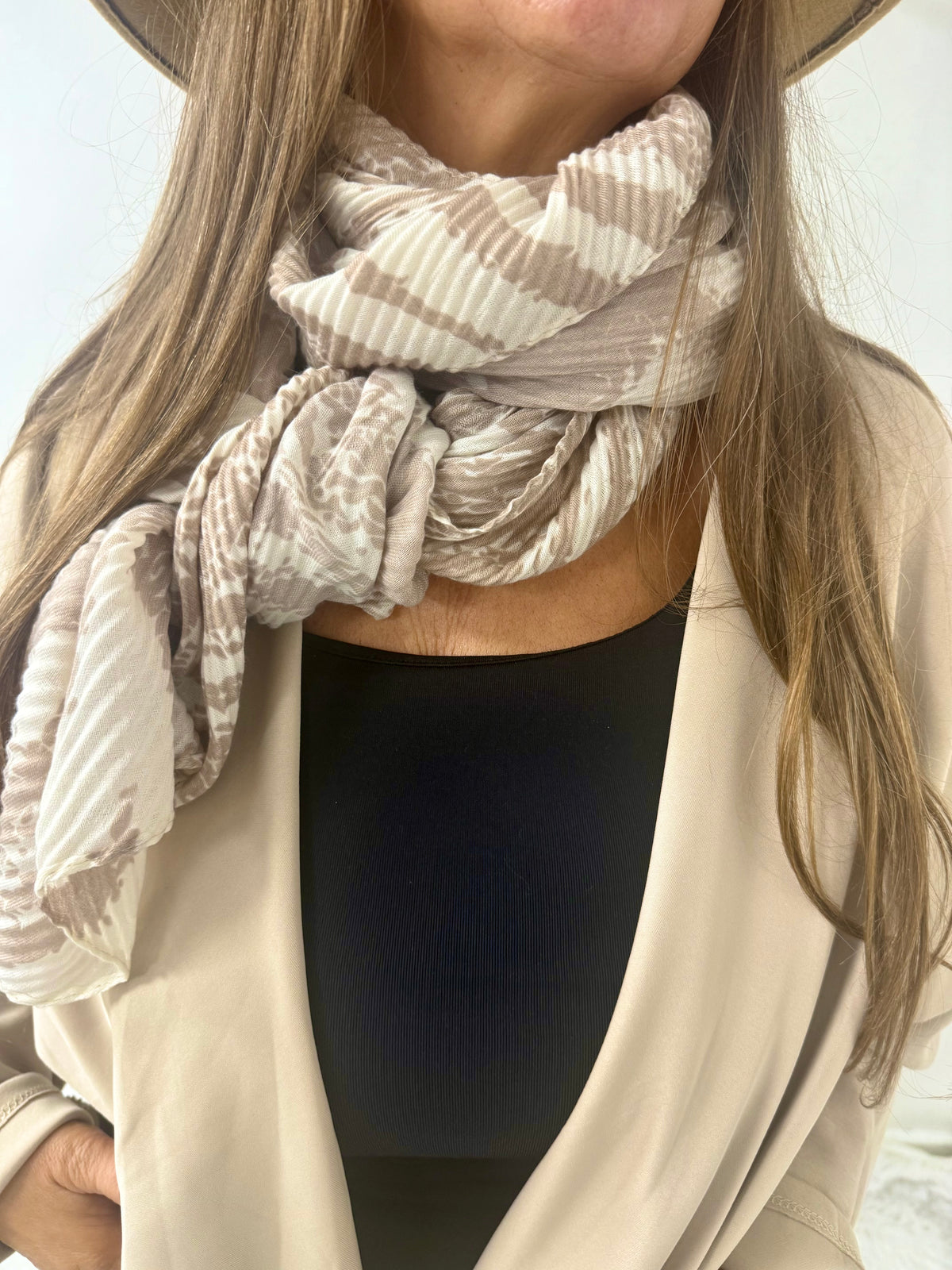 Obsession Scarf brown print