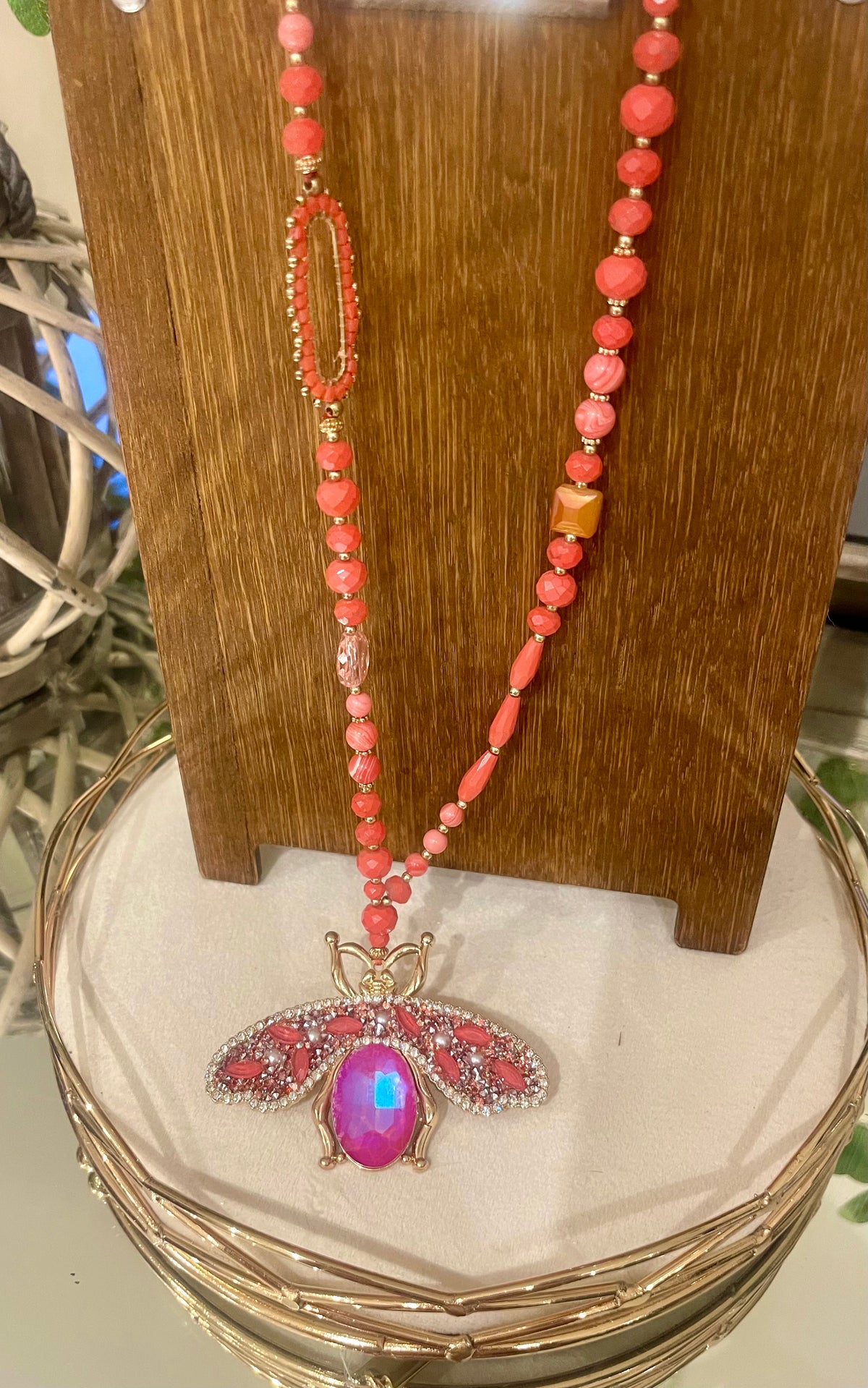 Peachy Bee Neckace