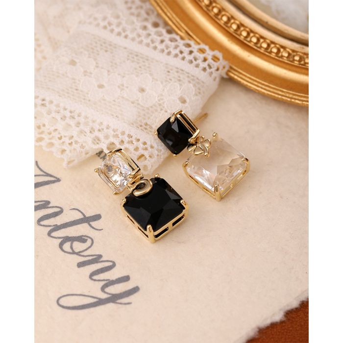 Geometric Number 5 Dangle Earrings in Gold/Black