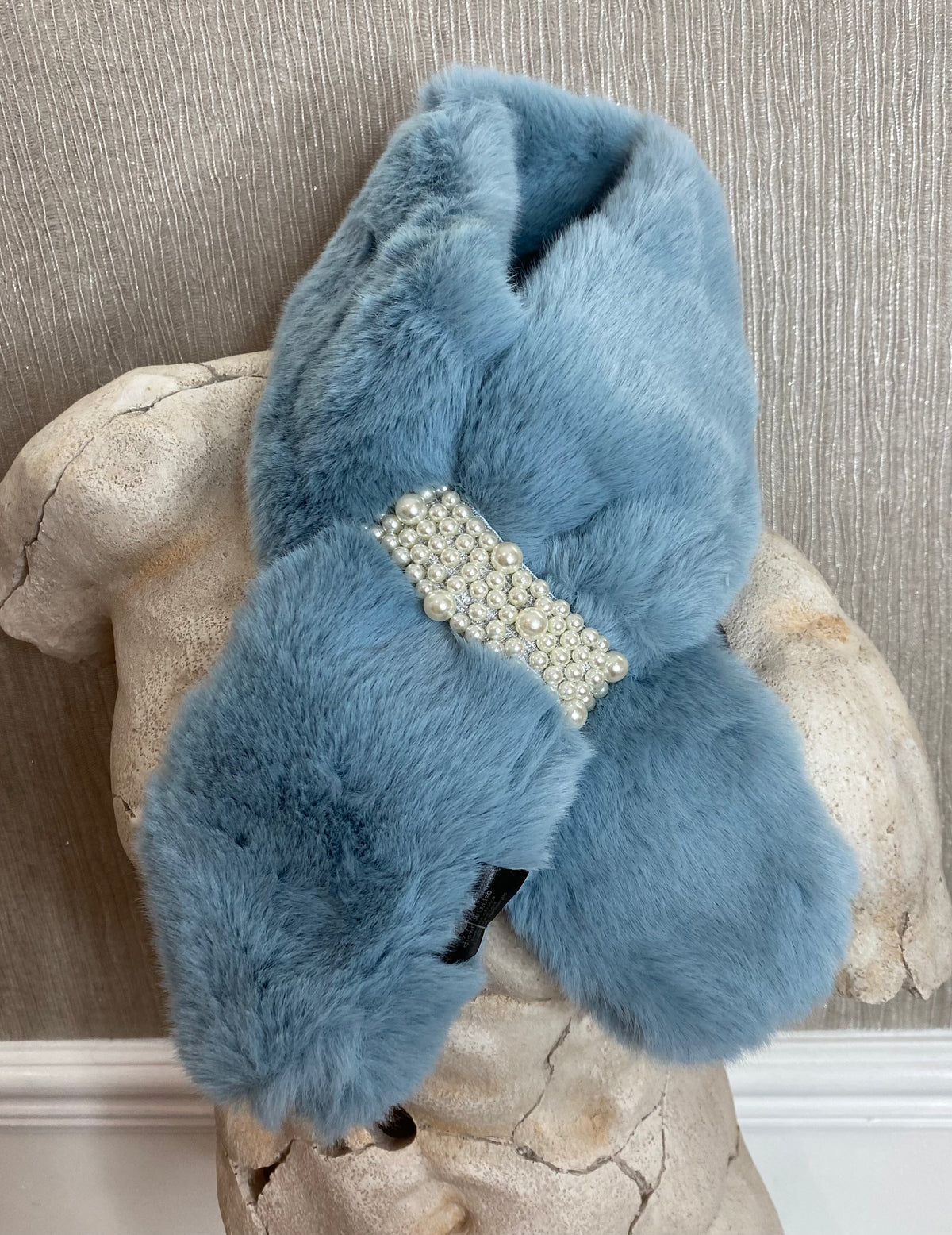 Lily collar