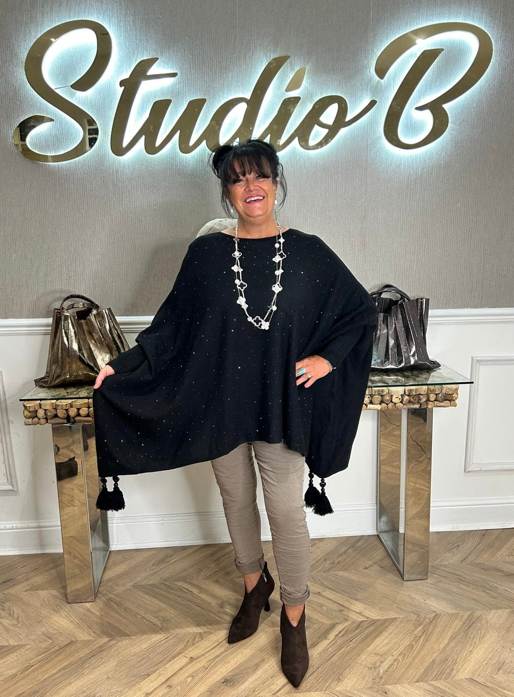 Khelda Poncho