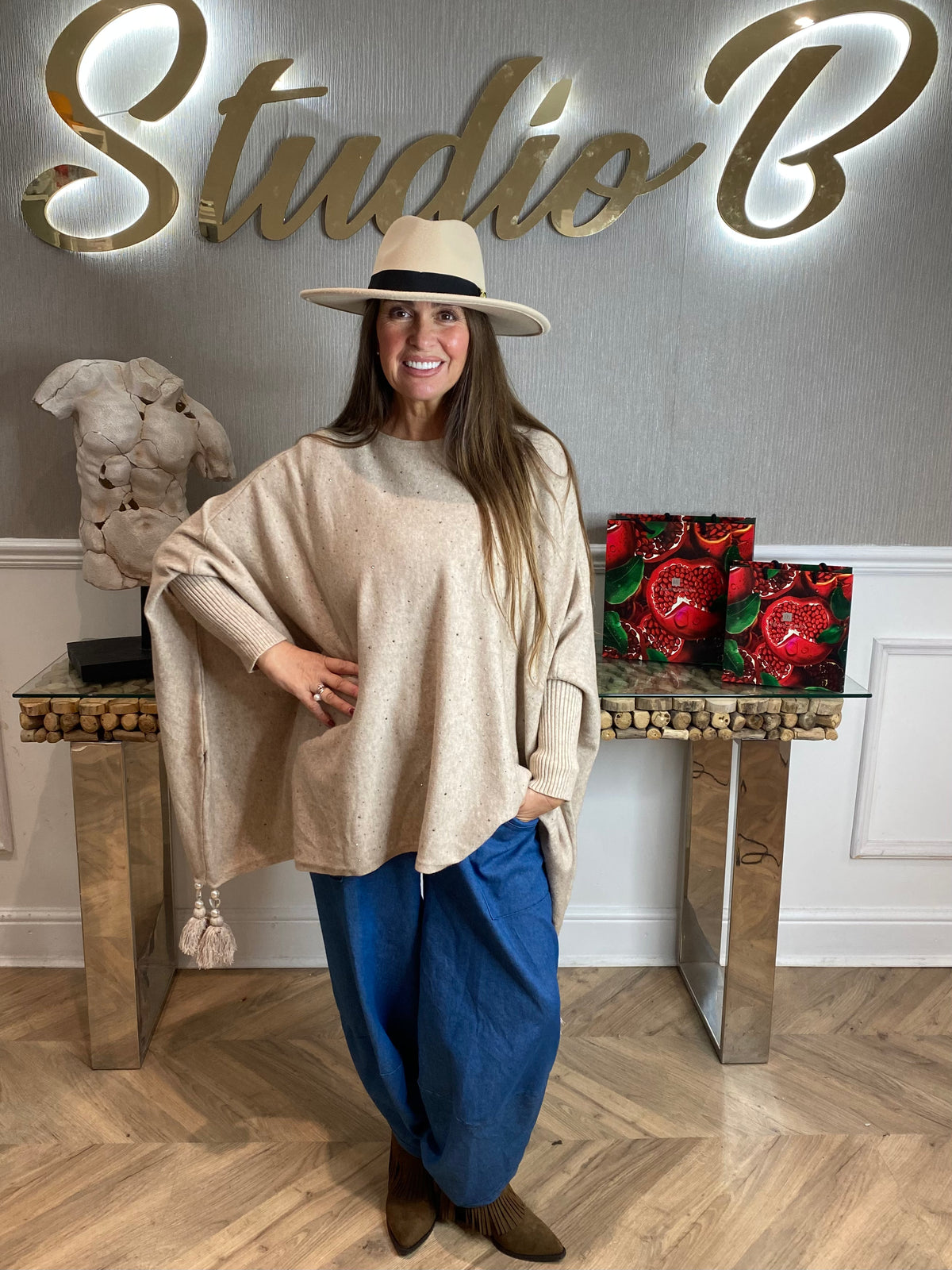 Khelda Poncho