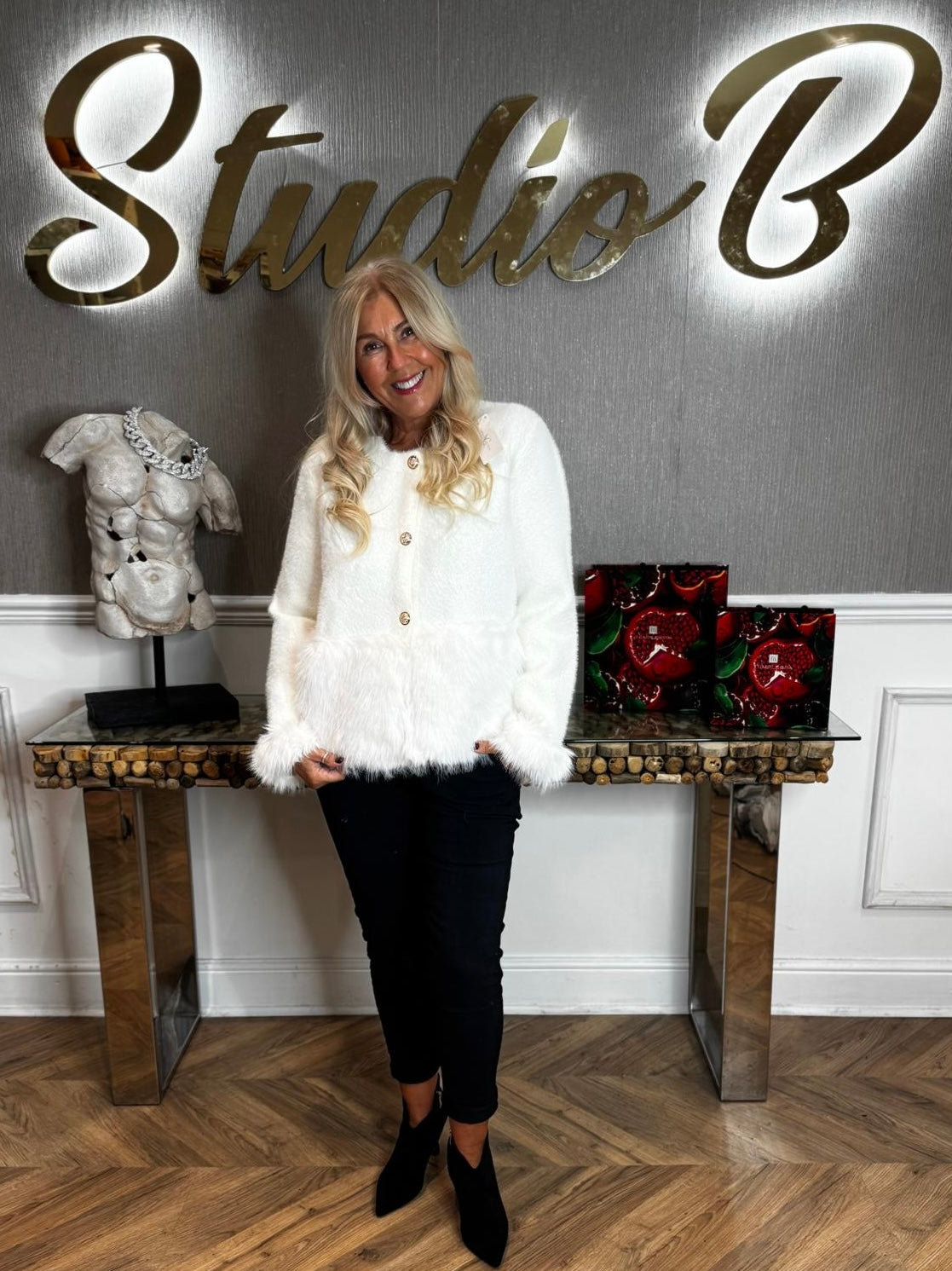 Snow Cardi