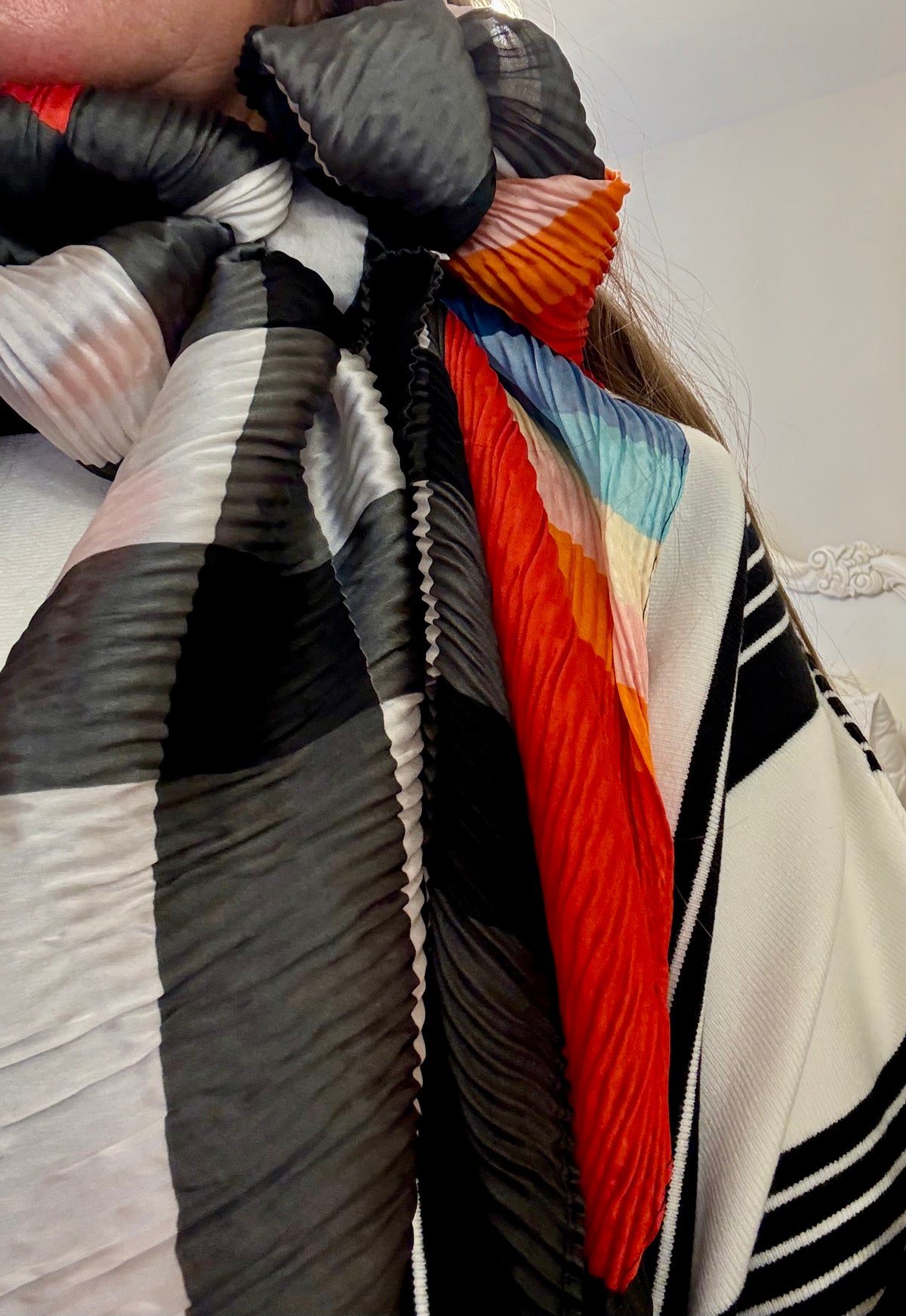 Pleated multi scarf