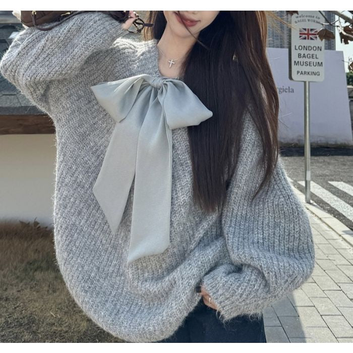 Long Sleeve Sweater with Feminine Bow Accent in Grey or cream