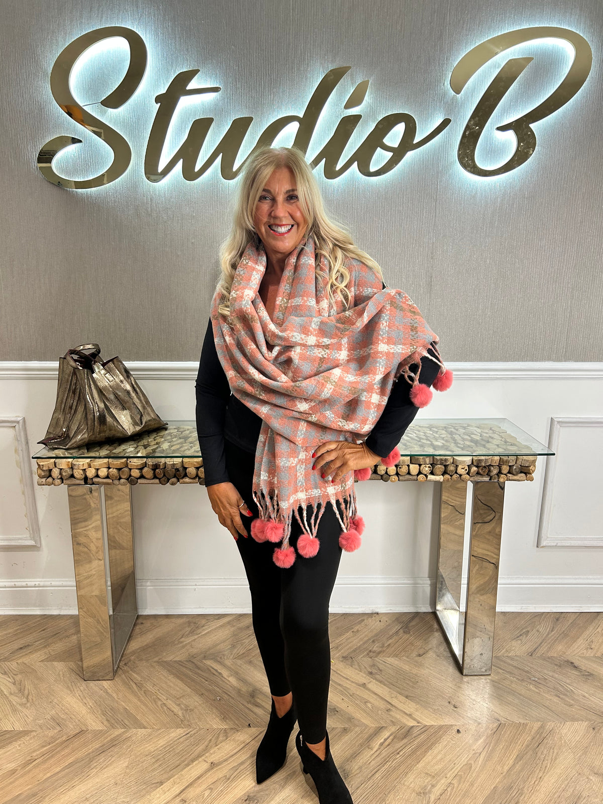 Margo Scarf