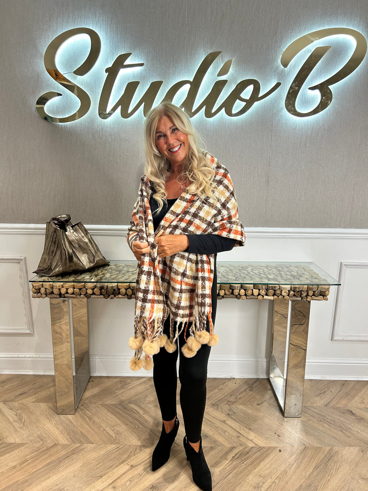 Margo Scarf