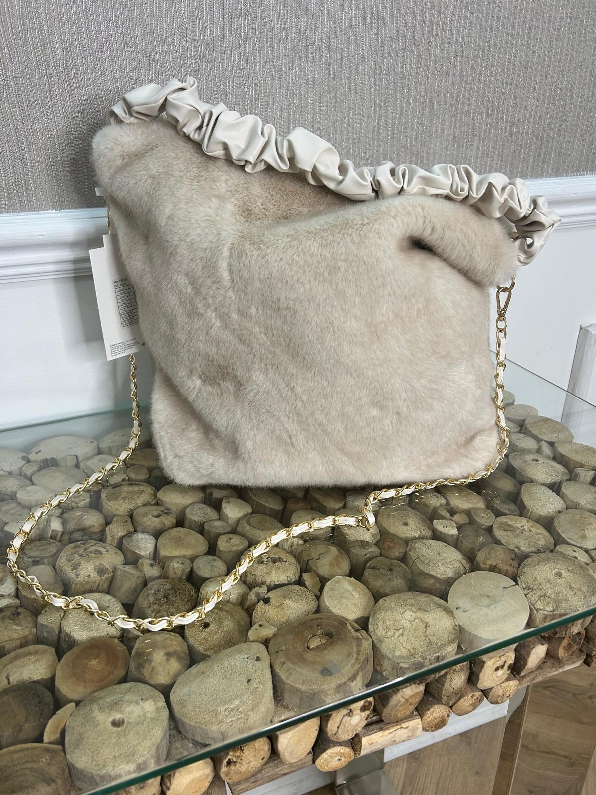 FI faux fur bag