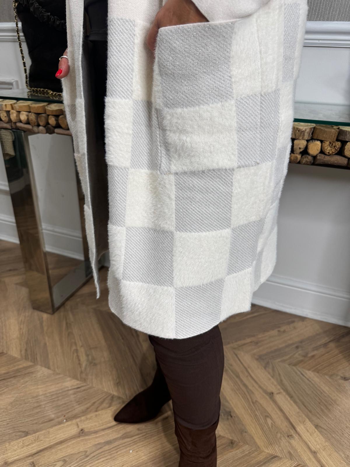 Tori Cardi