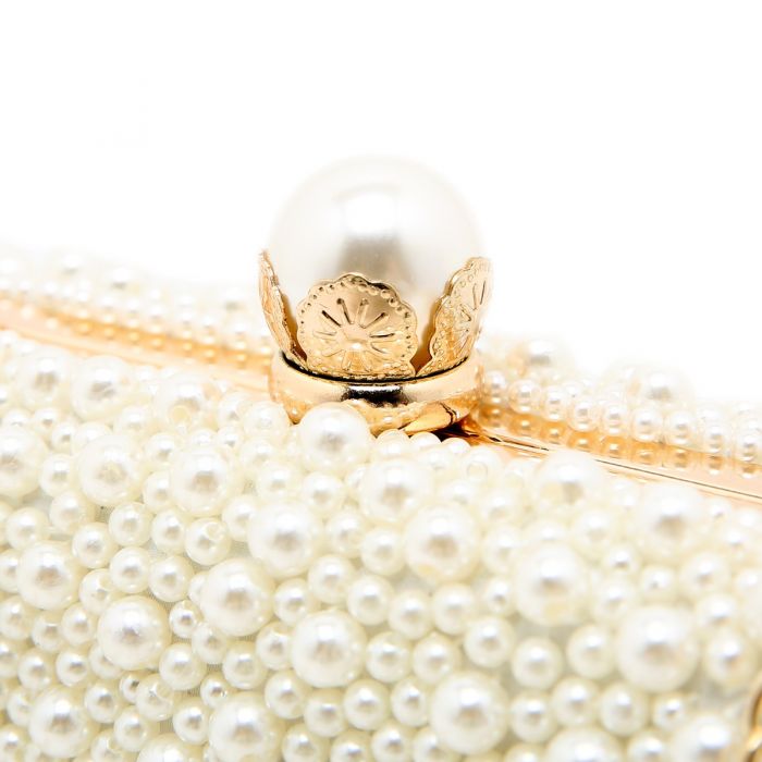Pearl Elegance Evening Clutch Bag in Ivory