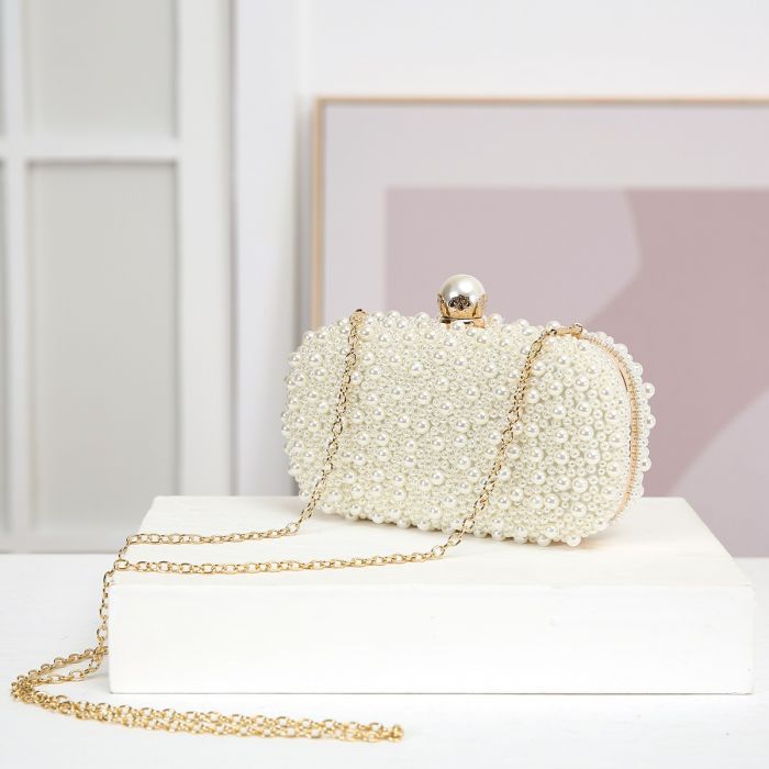 Pearl Elegance Evening Clutch Bag in Ivory